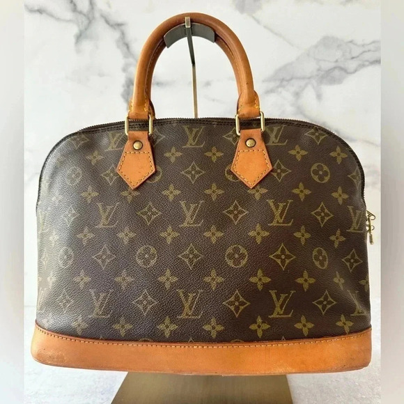 Louis Vuitton Handbags - Pre-Loved Louis Vuitton Alma PM